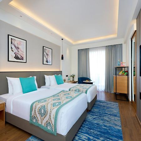 Iris Sarovar Portico غورغاون المظهر الخارجي الصورة