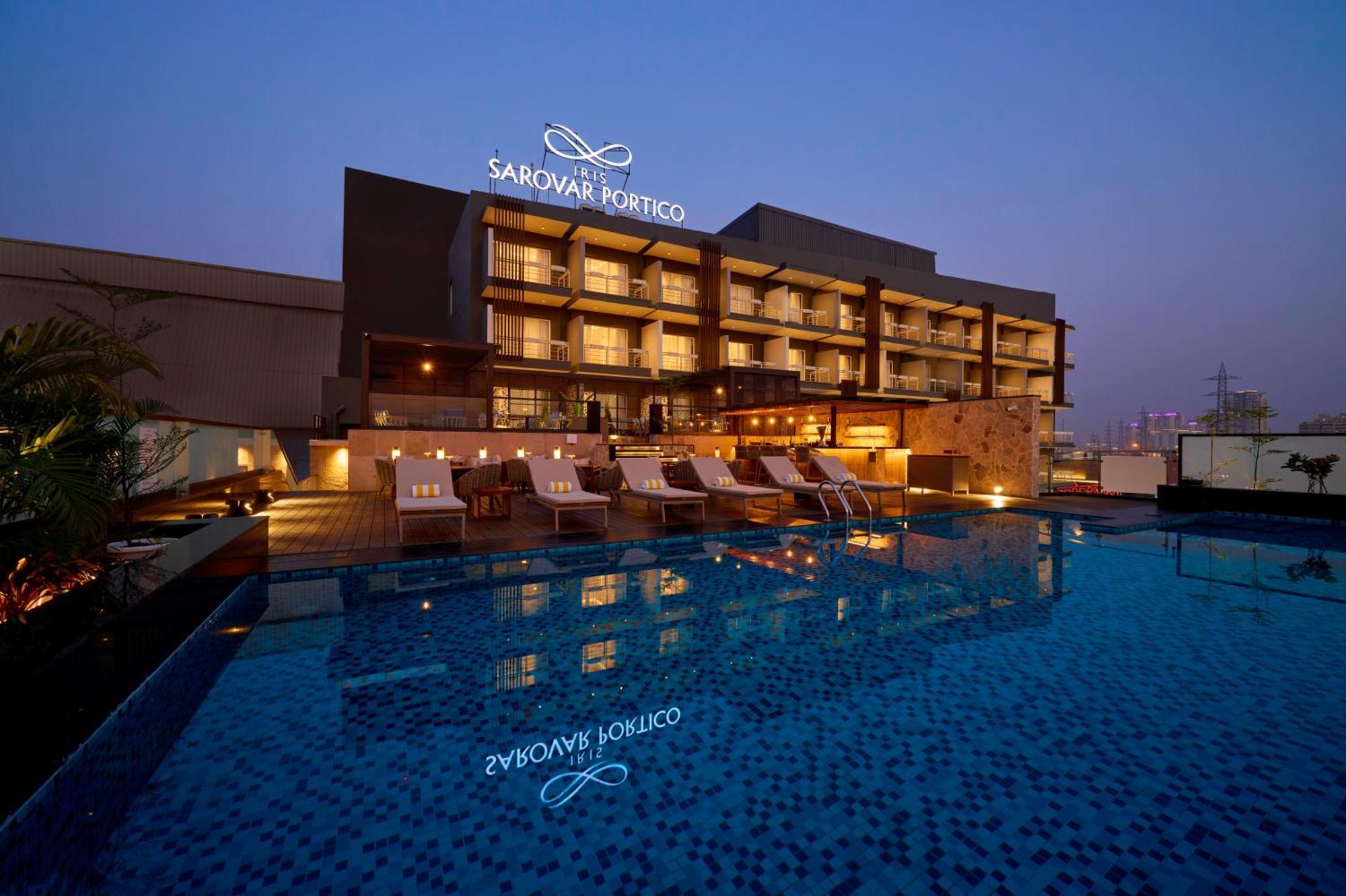 Iris Sarovar Portico غورغاون المظهر الخارجي الصورة