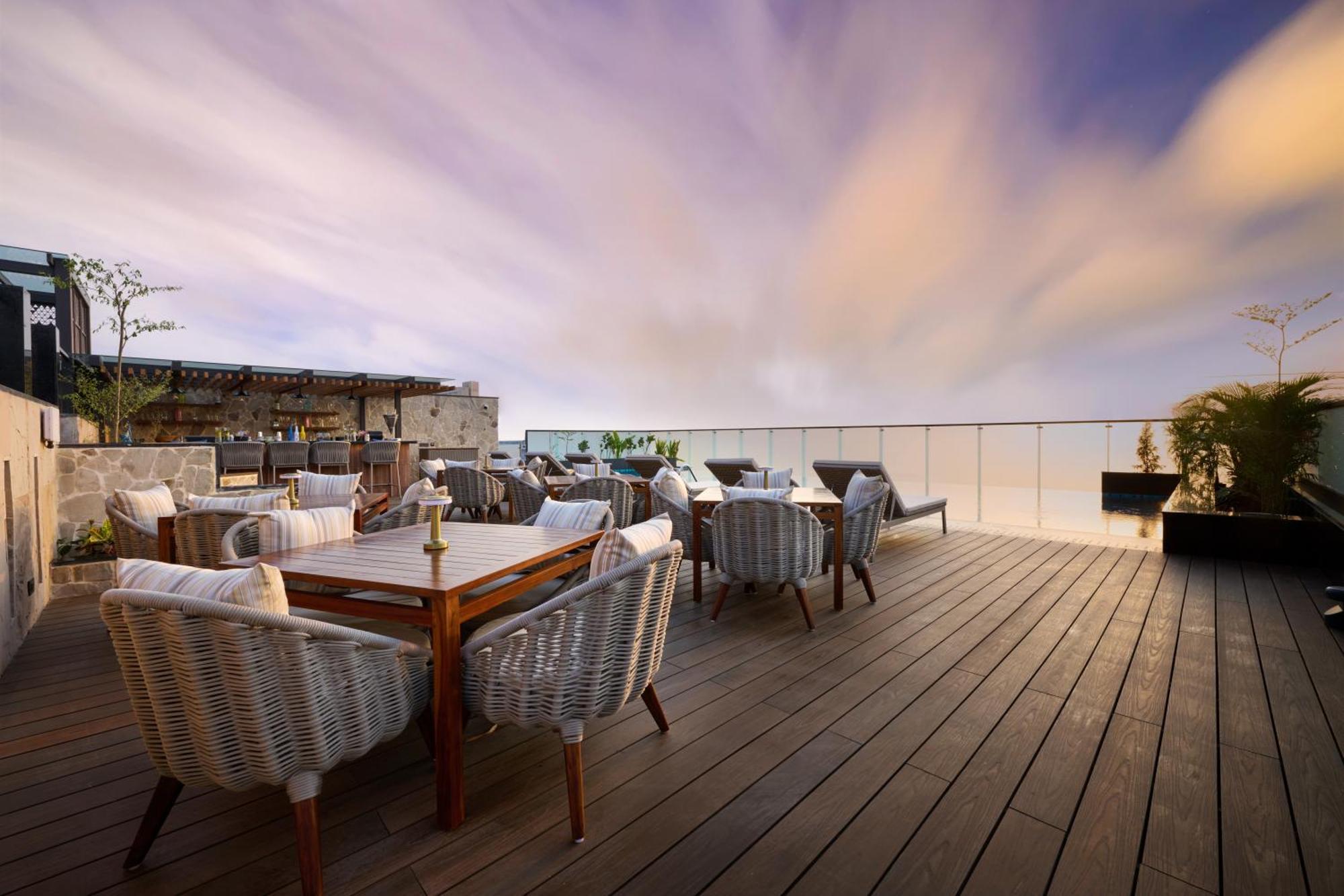 Iris Sarovar Portico غورغاون المظهر الخارجي الصورة